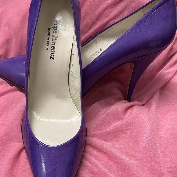 New - Picture 1 of 3